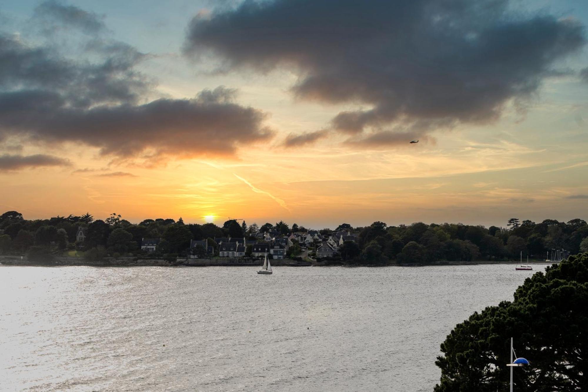 Hotel Kastel - Relais Thalasso & Spa เบโนเดต ภายนอก รูปภาพ