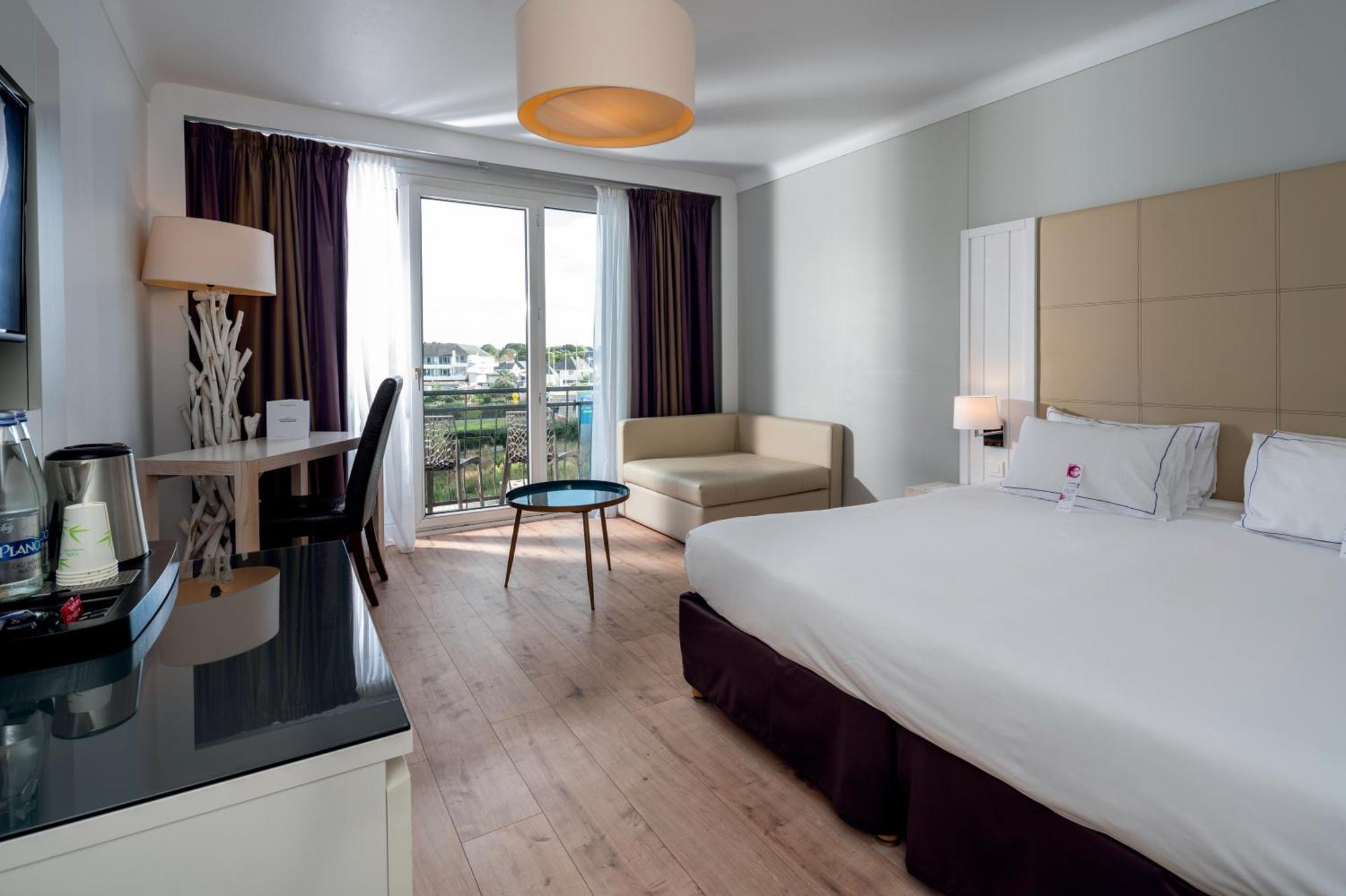 Hotel Kastel - Relais Thalasso & Spa เบโนเดต ภายนอก รูปภาพ
